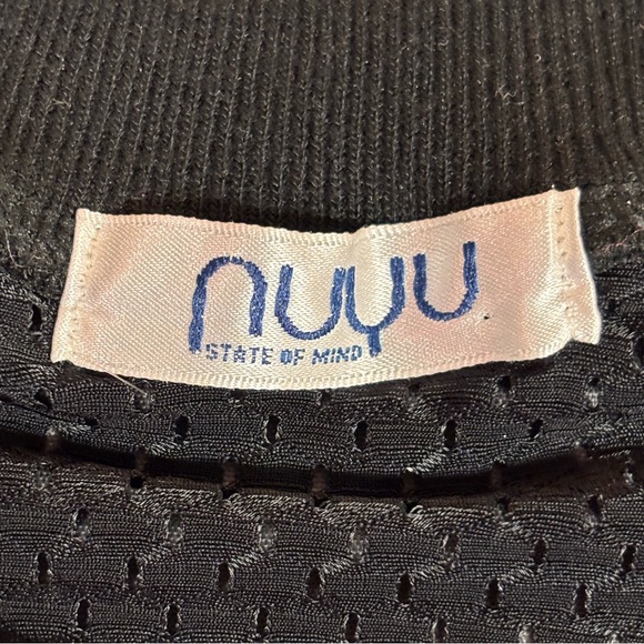 NUYU Iowa Hawkeyes Sweatshirt with mesh back Size Large - Picture 7 of 7